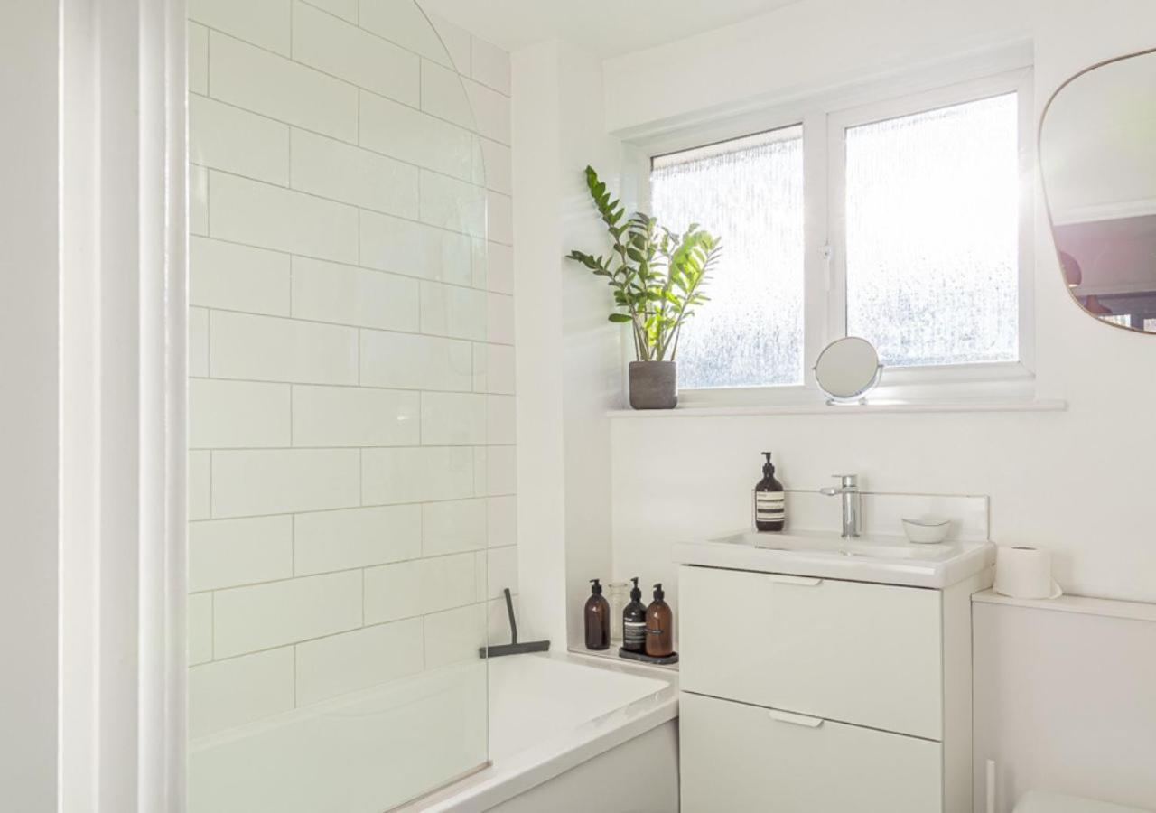 Willa Modern 2 Bd W/ Garden In The Heart Of Tetbury! Zewnętrze zdjęcie